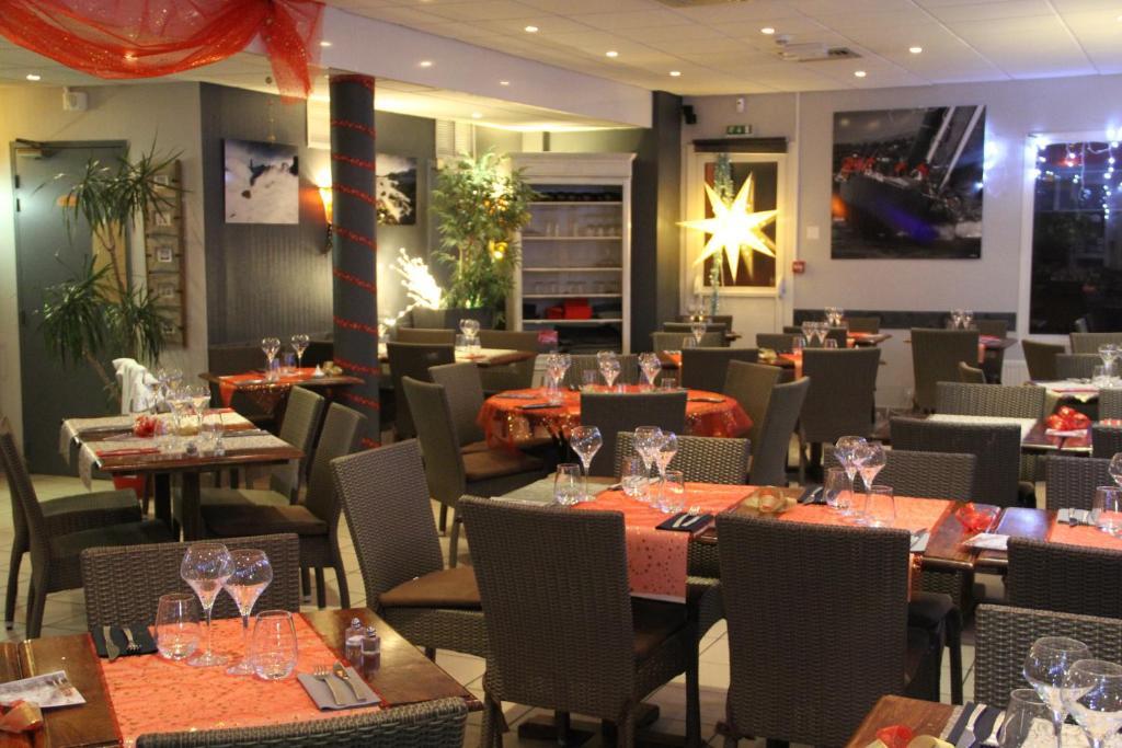 Logis Restaurant L'empreinte Saint-Michel-Chef-Chef